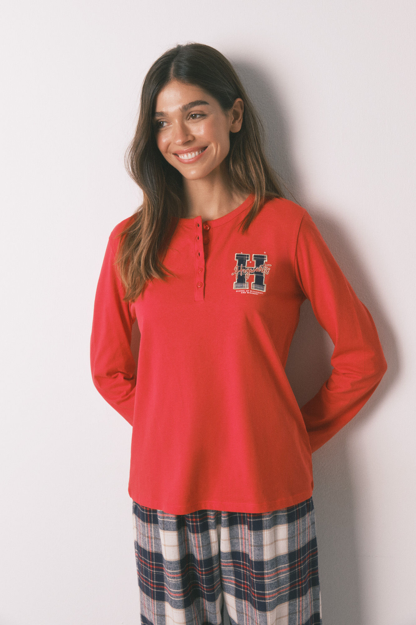 Women'secret Pijama larga 100% algod&oacute;n estampado cuadros "Hogwarts" rojo