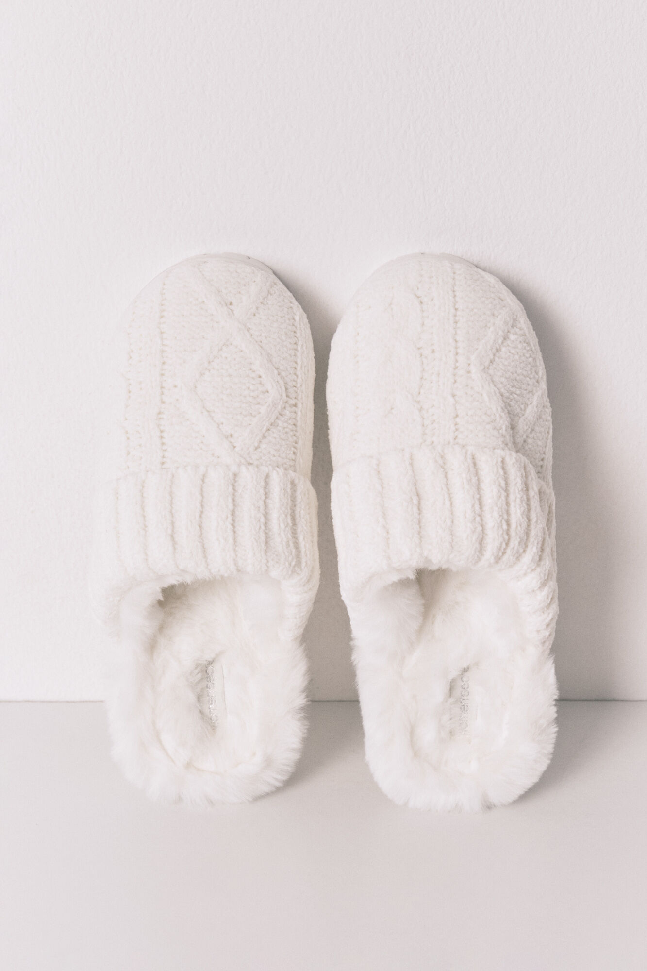 Women'secret Pantuflas para casa de tejido de tricot blancas marfil