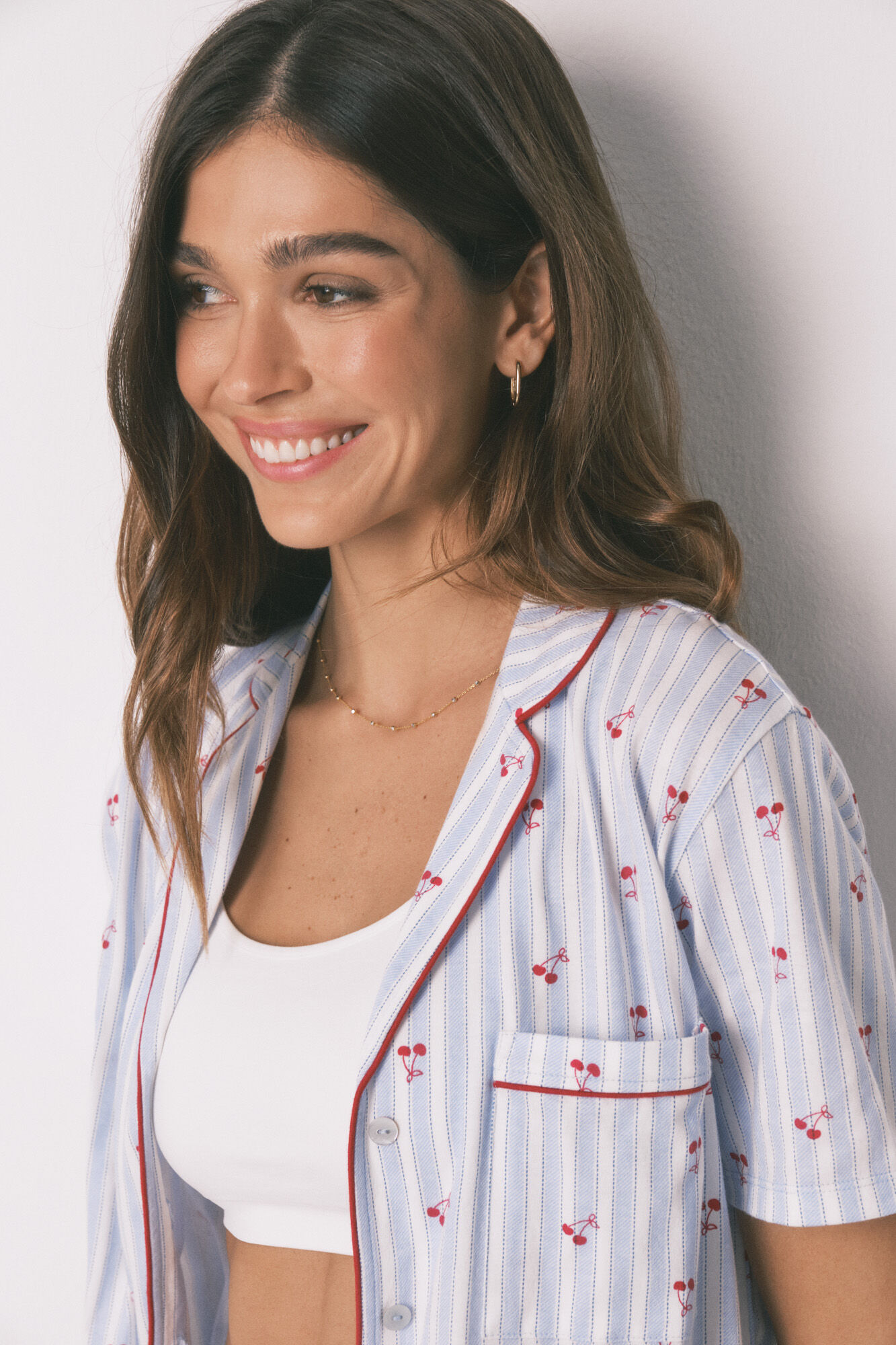 Women'secret Pijama camisera de algod&oacute;n a rayas y cerezas azul