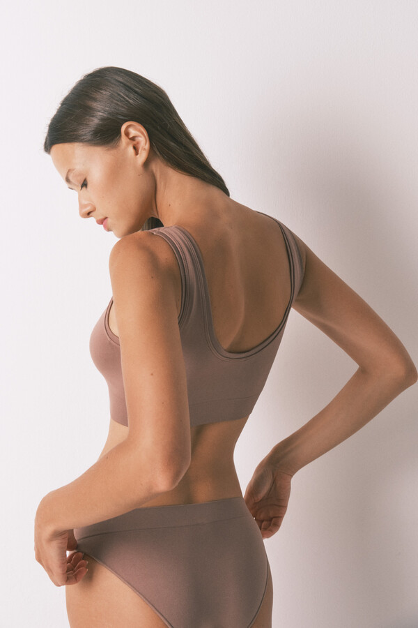 Women'secret LOVELY top reversible sin costuras en color marrón café