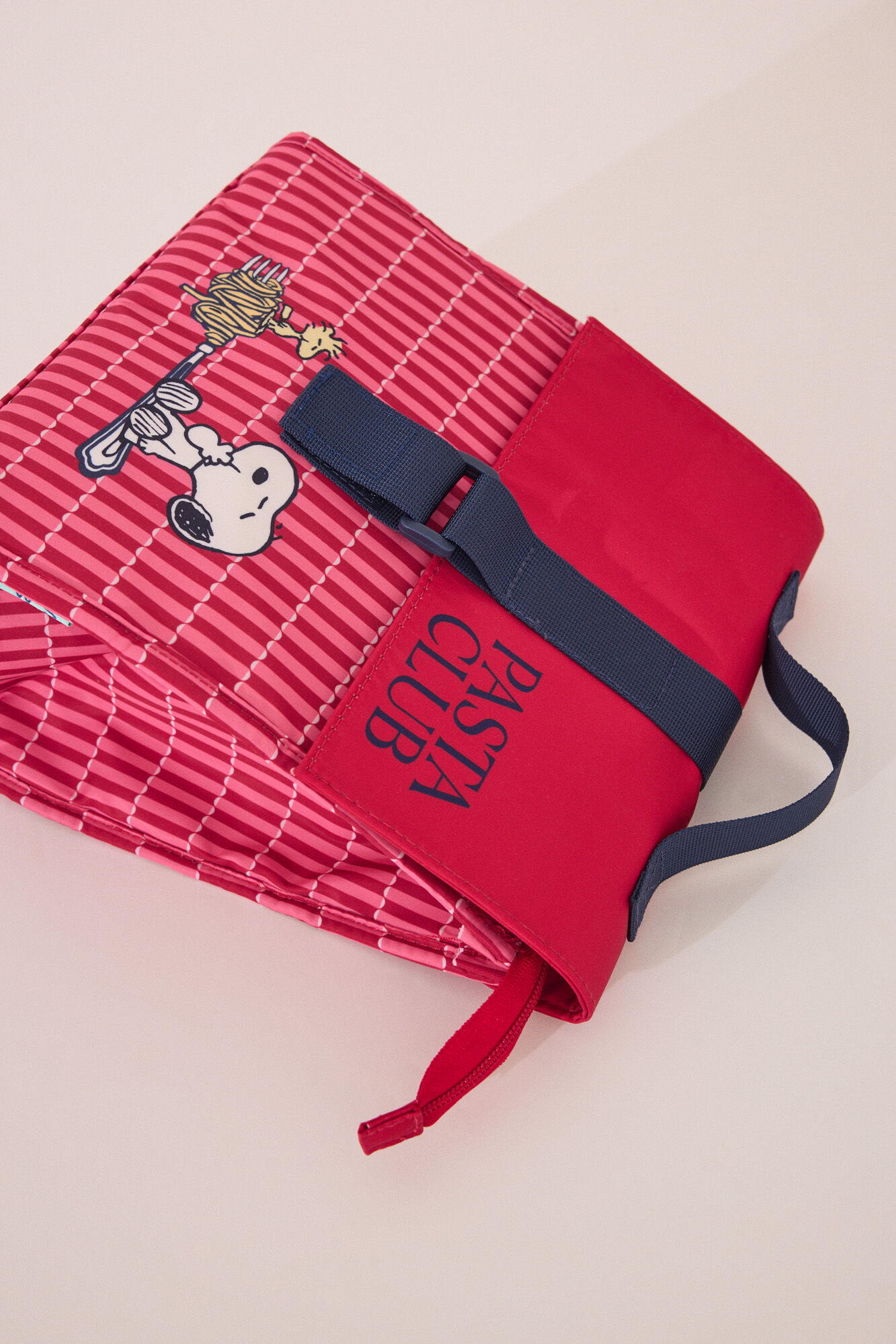 Women'secret Bolsa t&eacute;rmica de nailon para alimentos de Snoopy estampado