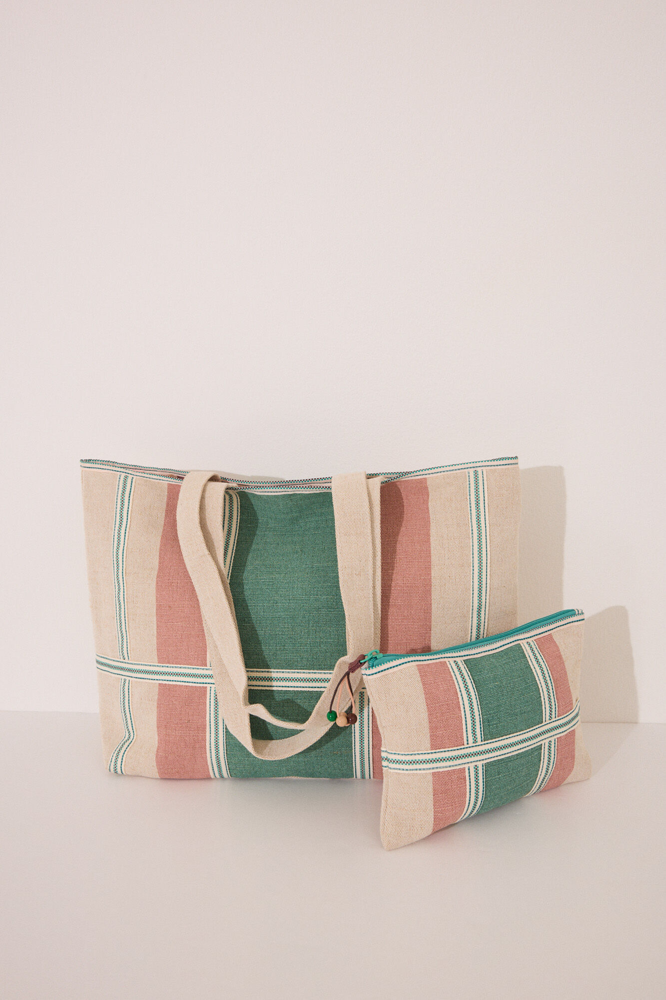 Women'secret Neceser gris mediano estampado