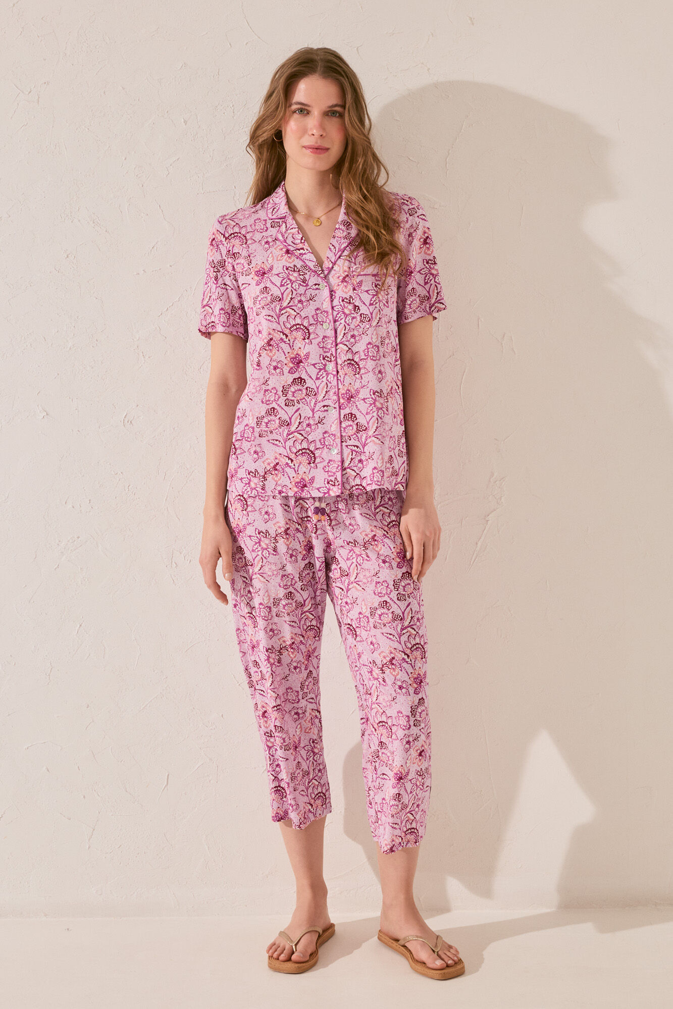 Women'secret Pijama Capri de viscosa con estampado morado/lila estampado