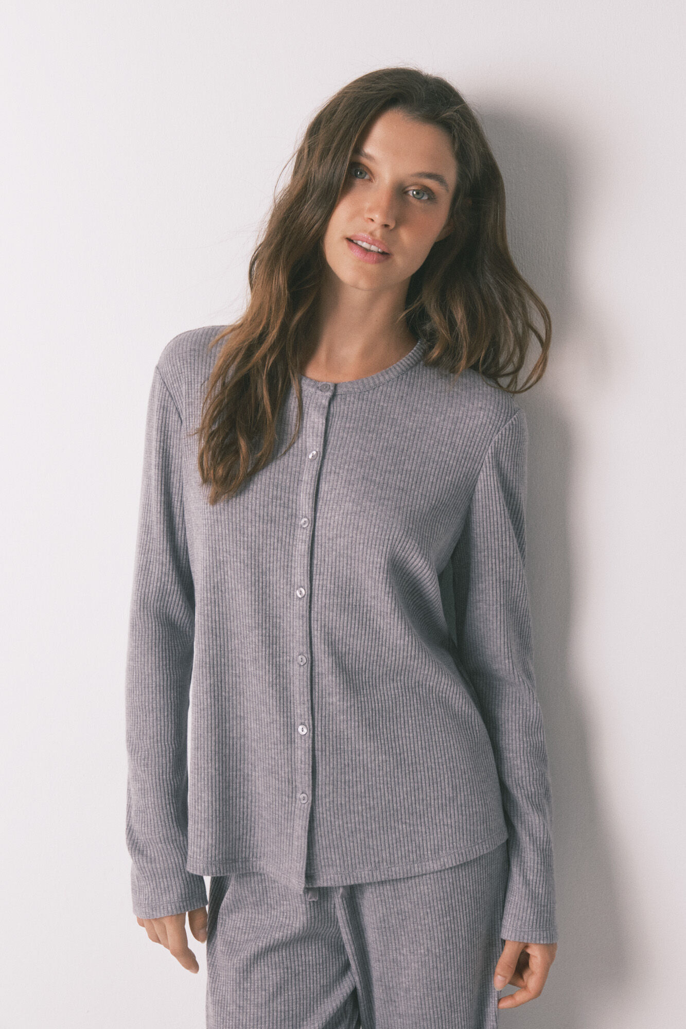 Women'secret Pijama larga en gris brillante
