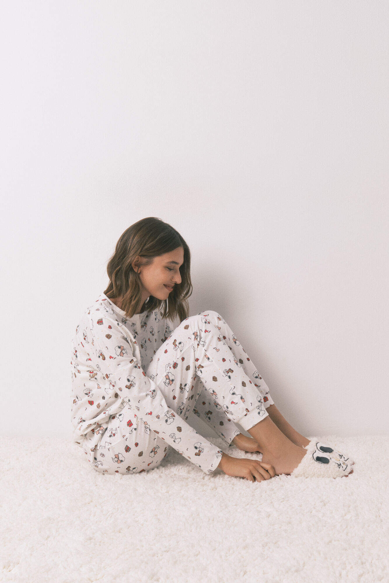 Women'secret Pijama larga 100% algod&oacute;n blanco Snoopy marfil