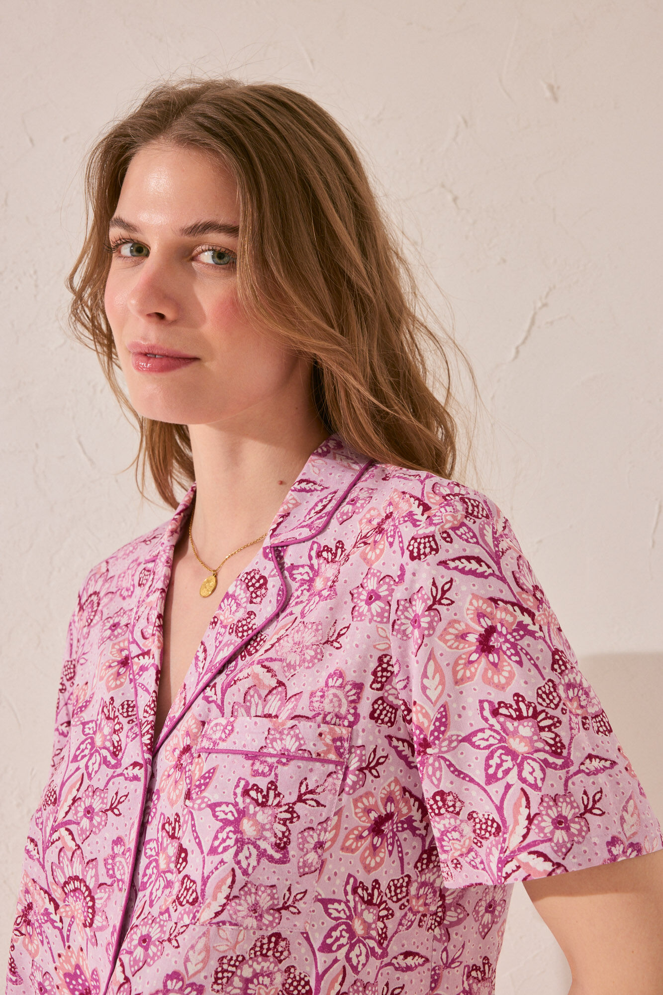 Women'secret Pijama Capri de viscosa con estampado morado/lila estampado