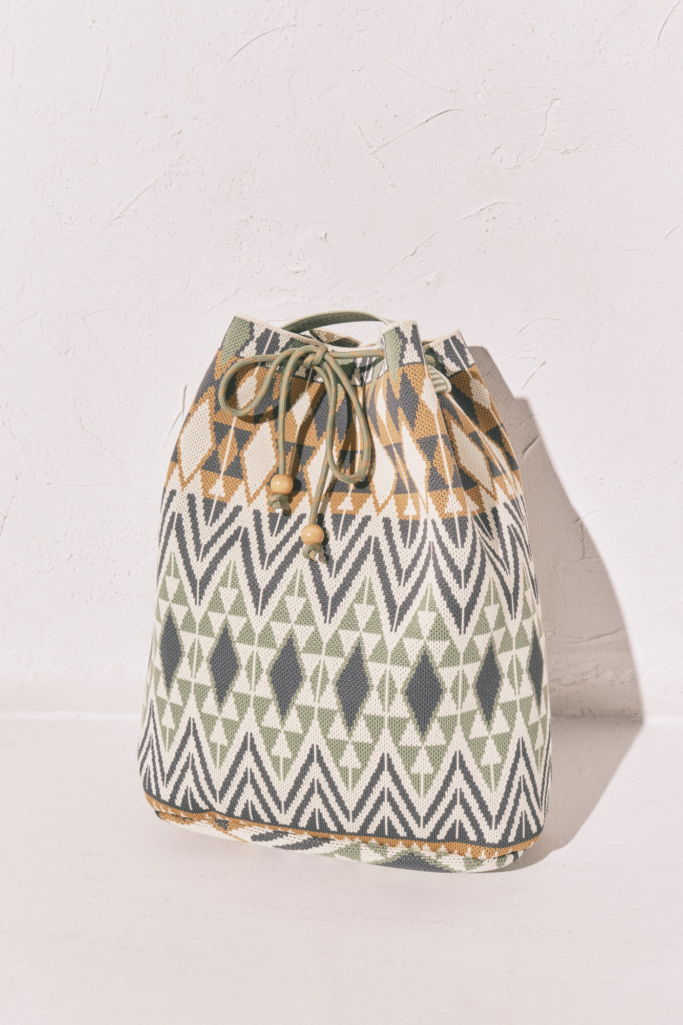 Women'secret Bolsa saco estampado jacquard kaki
