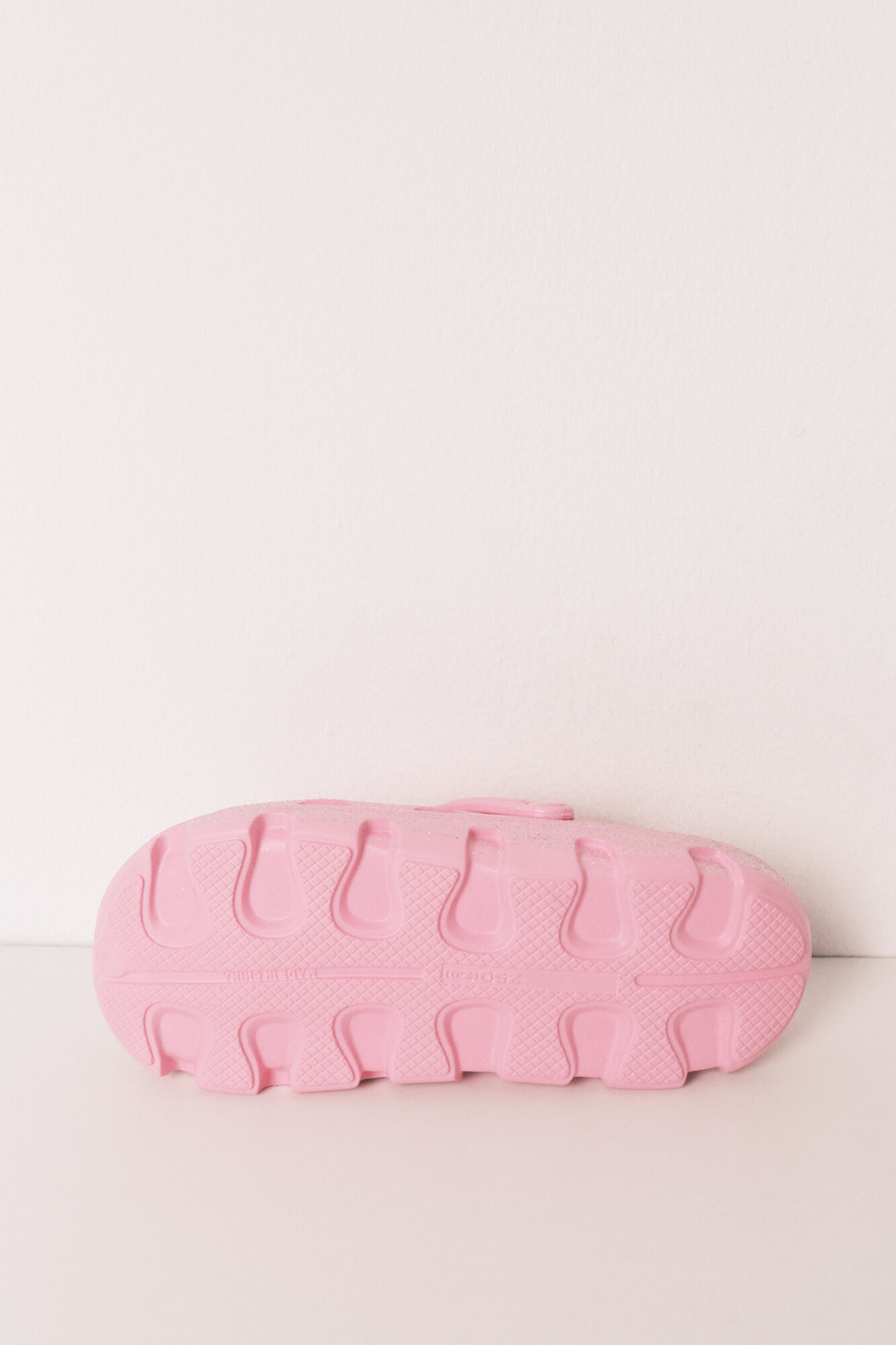 HI&BYE Zueco plataforma de goma rosa brillante rosa