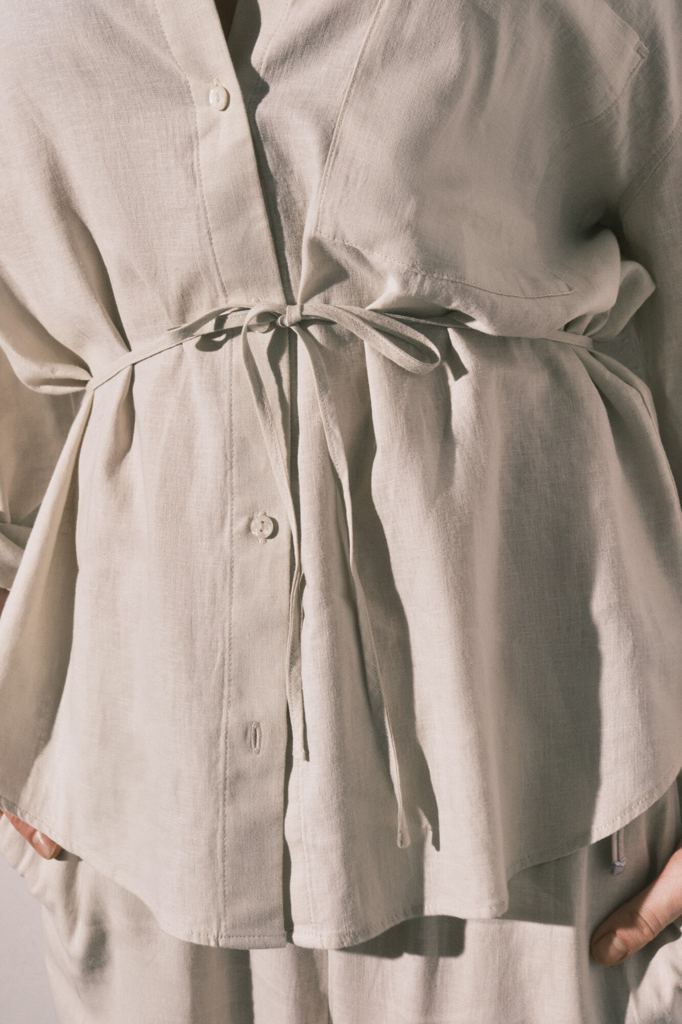 Women'secret Camisa de manga larga de lino blanca caf&eacute;