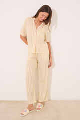 Womensecret Pijama camisera de satén con rayas sonrientes amarillo