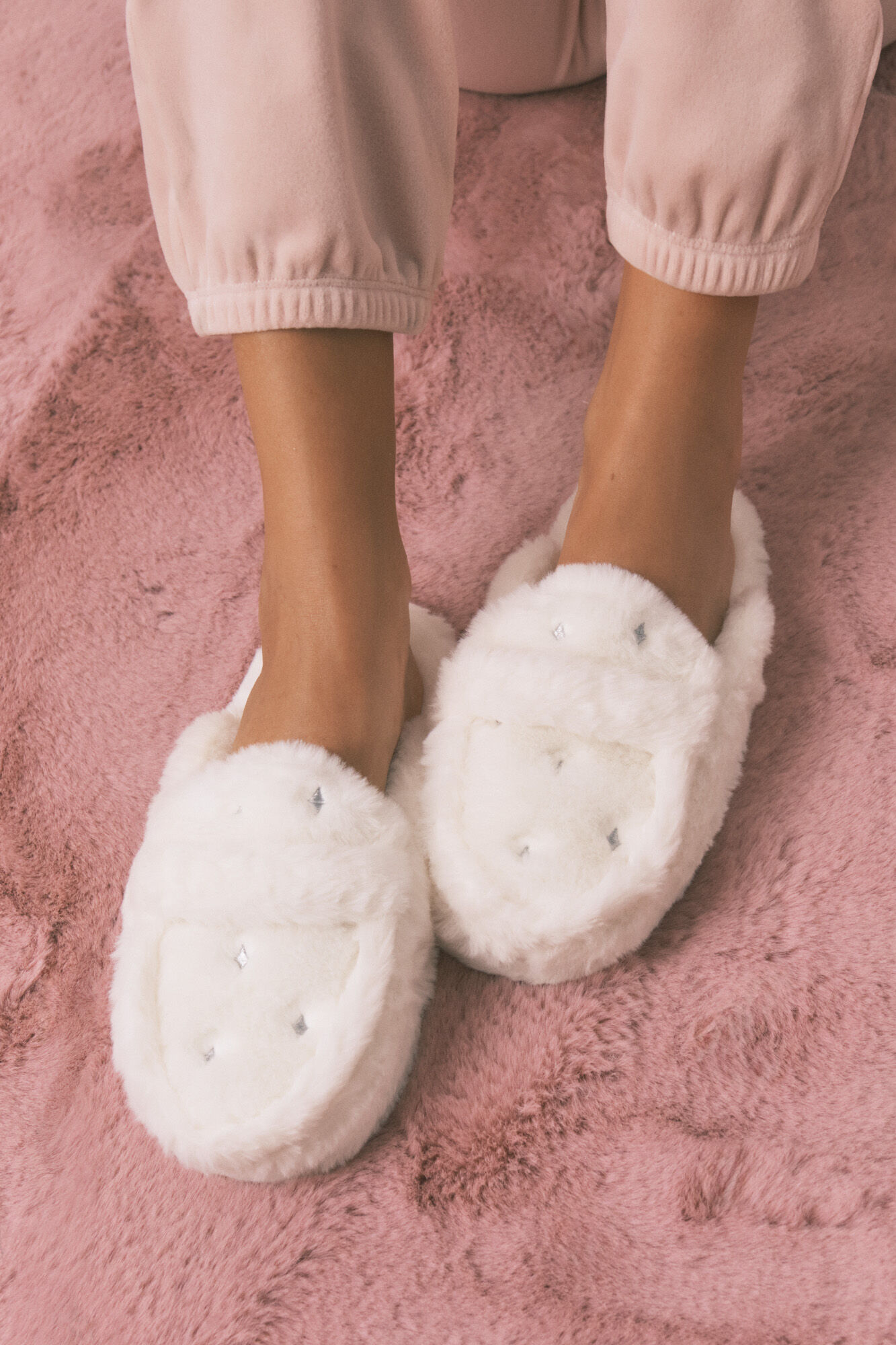 Women'secret Pantuflas para casa mocas&iacute;n con pelo