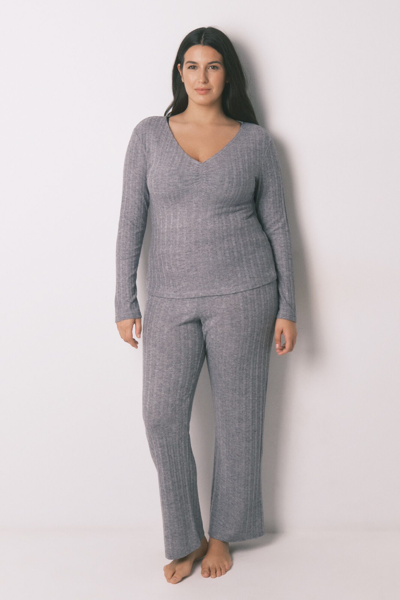 Women'secret Pijama larga de tejido tricot gris gris