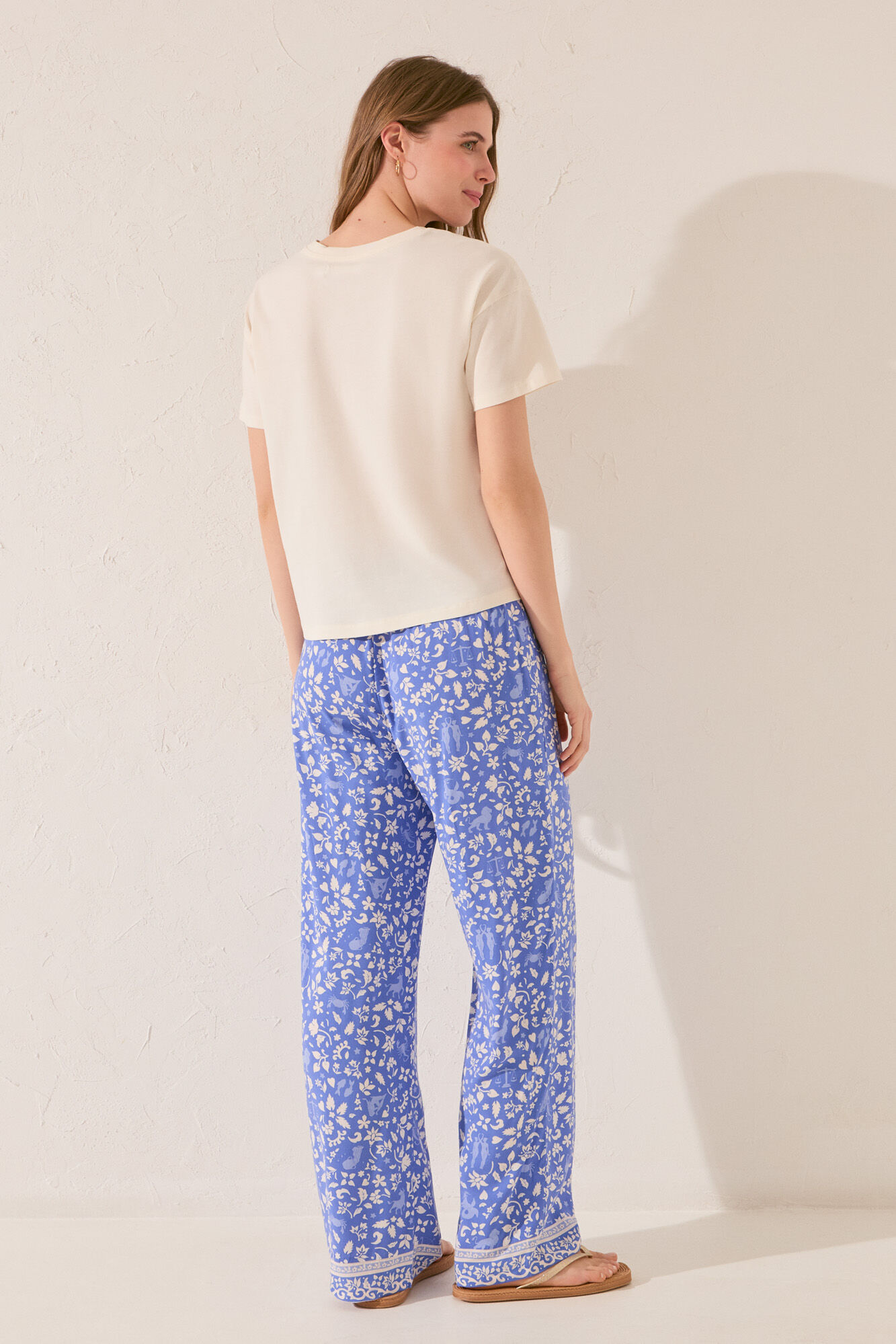 Women'secret Pantal&oacute;n largo de viscosa con estampado azul estampado