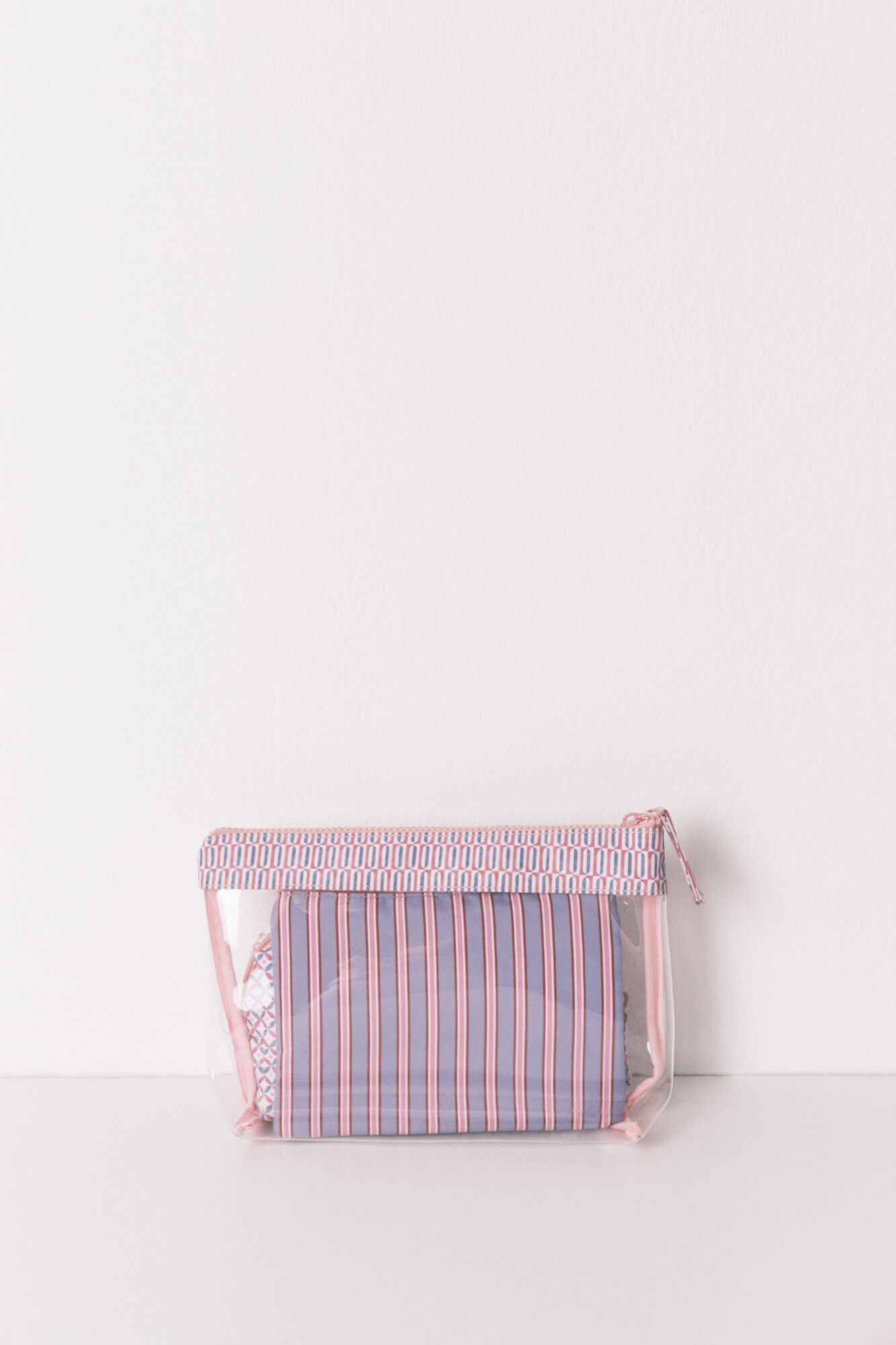 Women'secret Pack de 3 neceseres con estampado geom&eacute;trico estampado