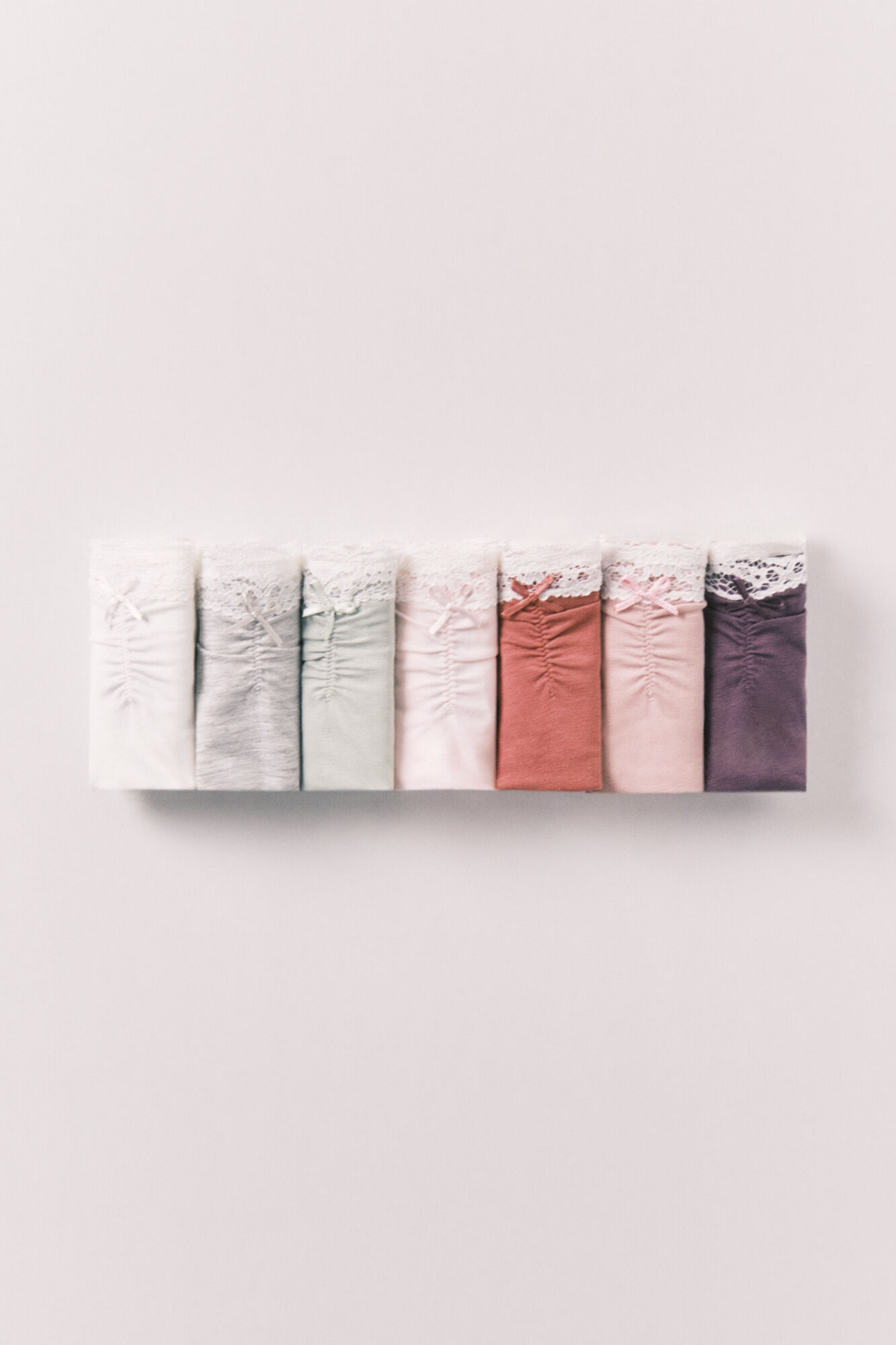 Women'secret Pack 7 panties cl&aacute;sicas de algod&oacute;n, de encaje y lazo