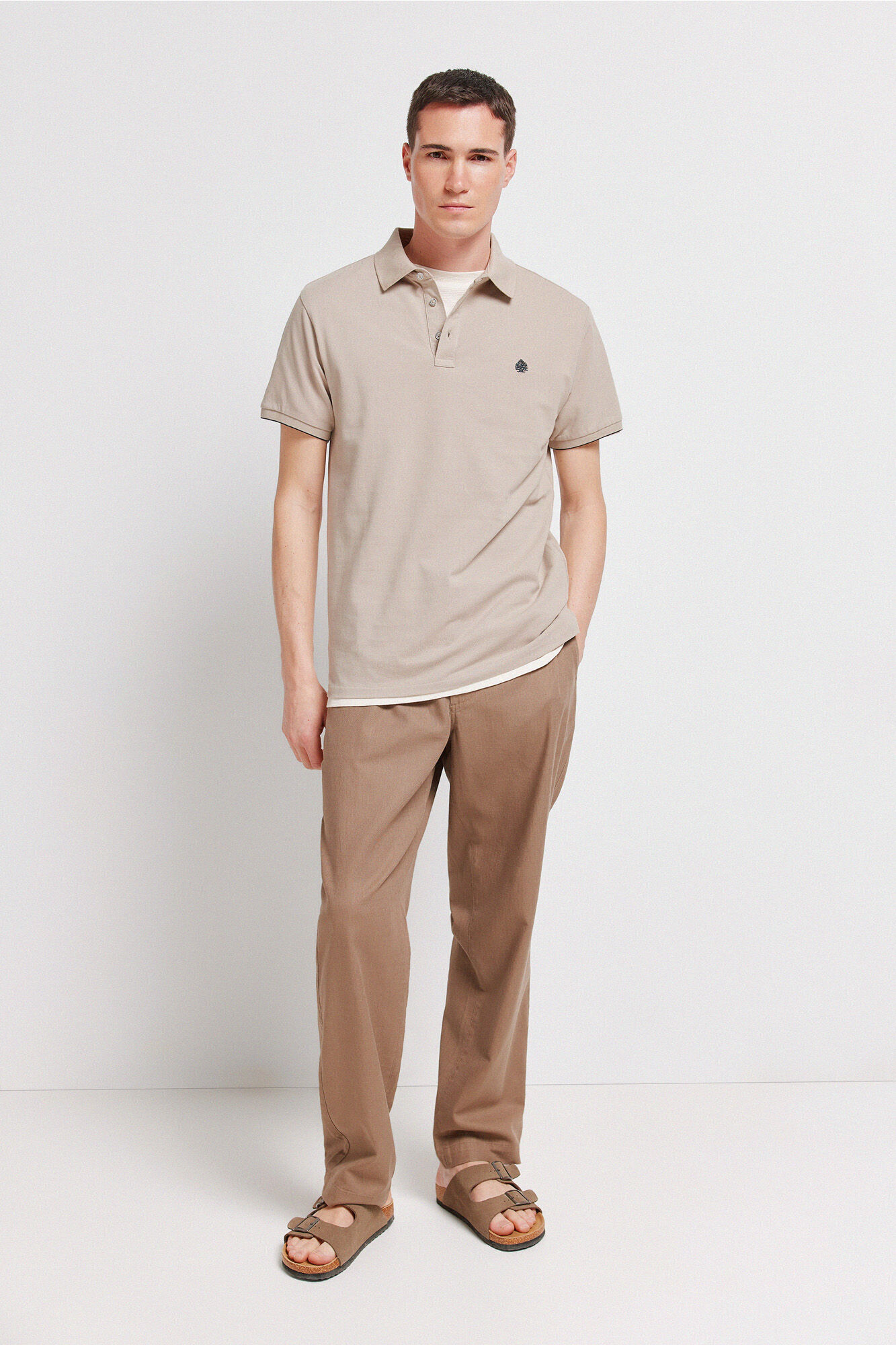 Conjunto de polo y pantal&oacute;n