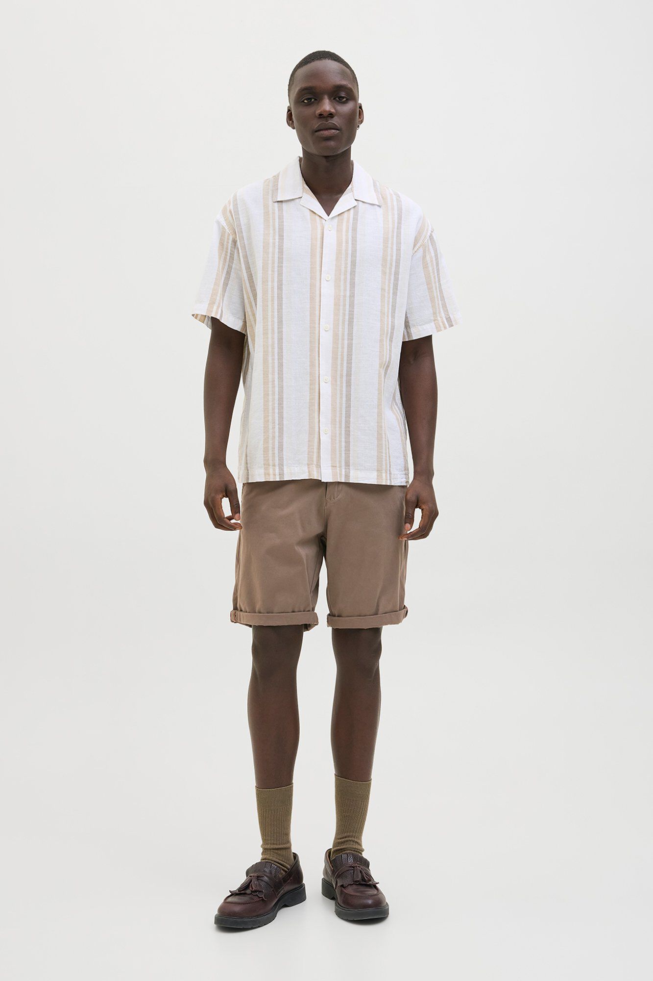 Conjunto de bermuda y camisa