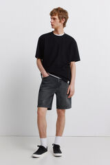 Conjunto de camiseta y bermuda