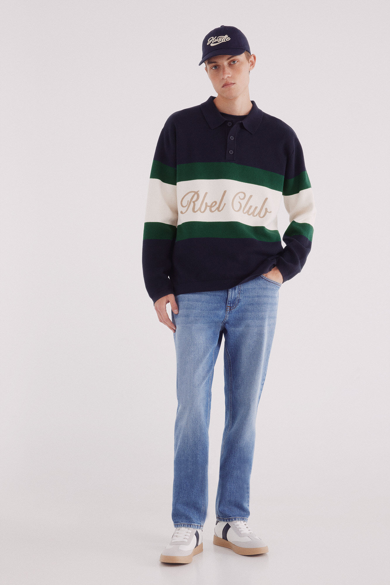 Conjunto de jeans y sudadera
