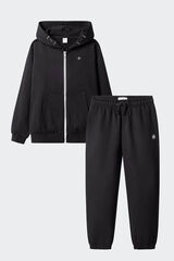 Conjunto de jogger y sudadera