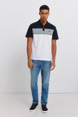 Conjunto de polo y jeans