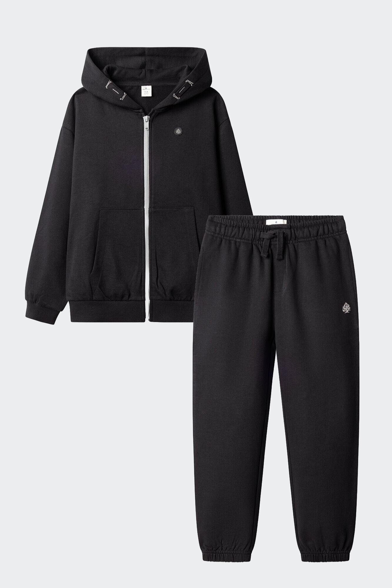 Conjunto de jogger y sudadera
