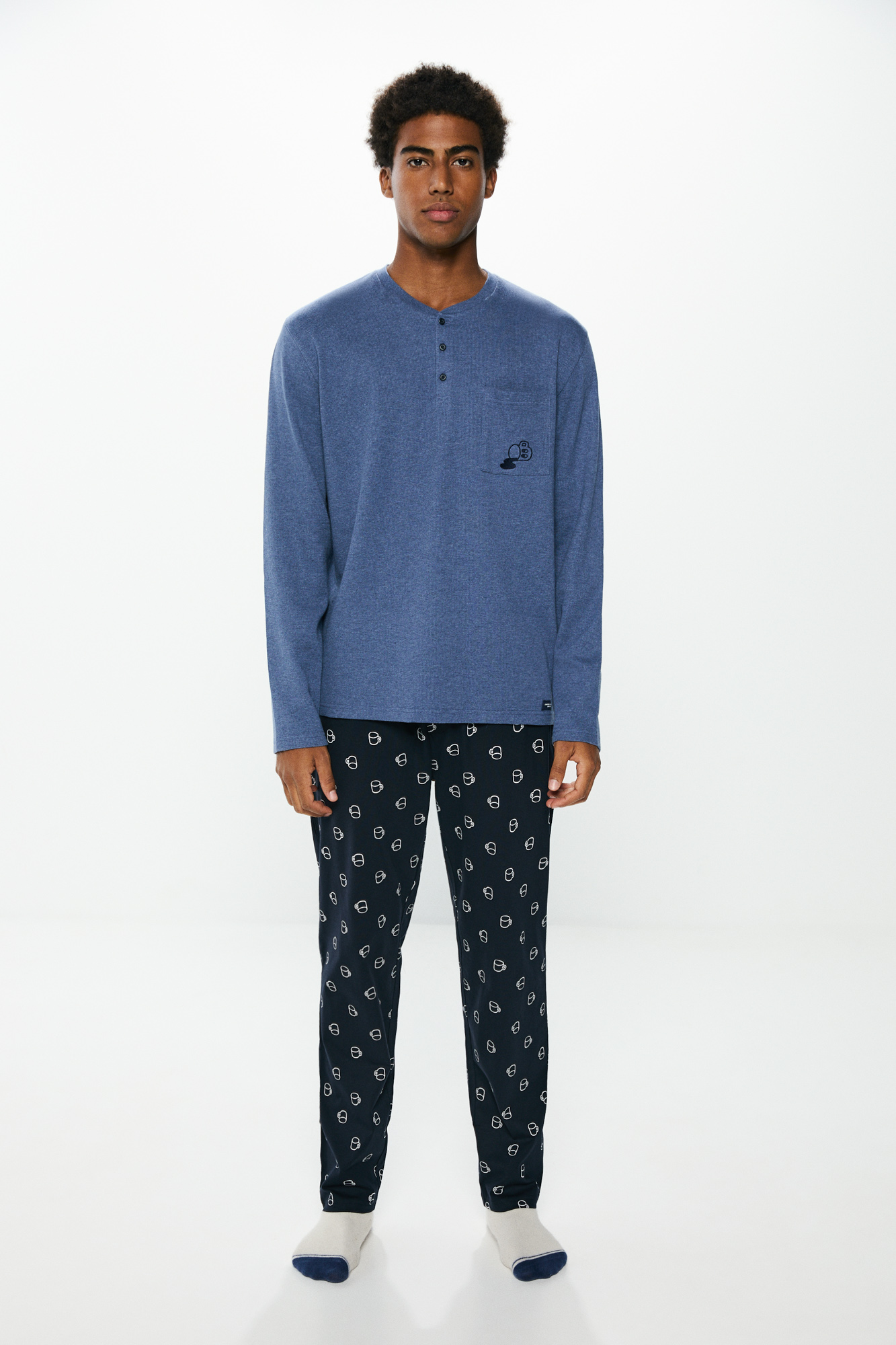 Pijama Ropa Springfield Hombre Mexico Pijama Hombre Manga Larga Pijamas para  hombre SPF, image size:1333x2000